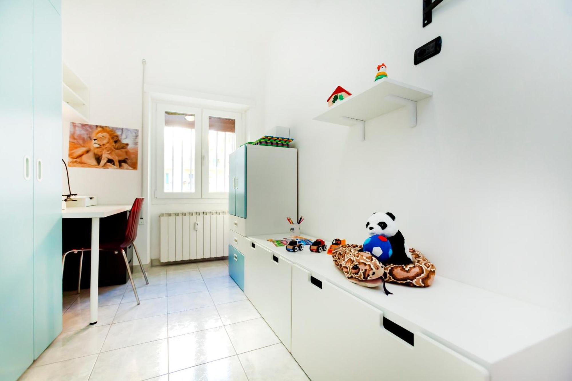 Cozy Trastevere Station Apartment